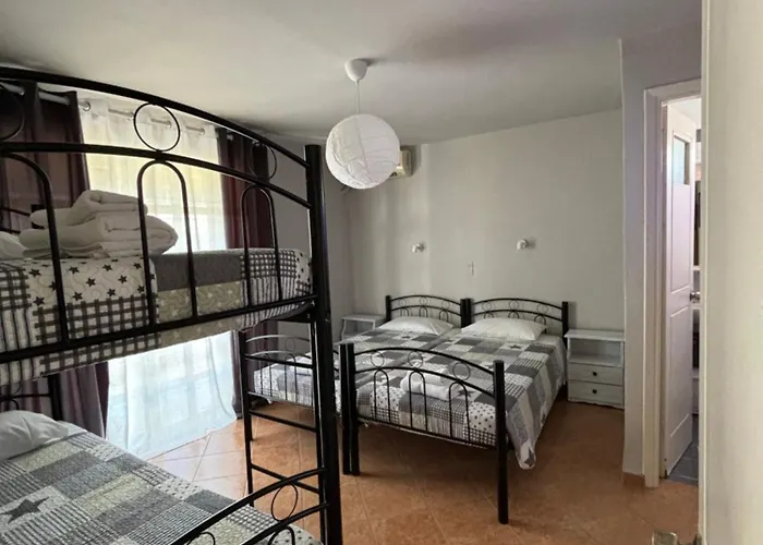 Demis Apartments