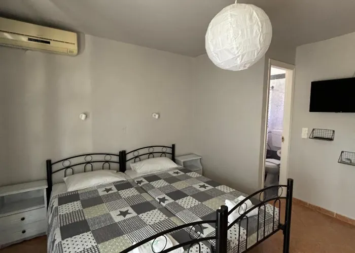 Demis Apartments